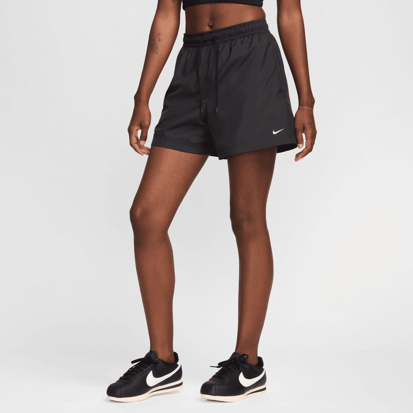 Nike Sportswear Woven Classic Kadın Siyah Şort