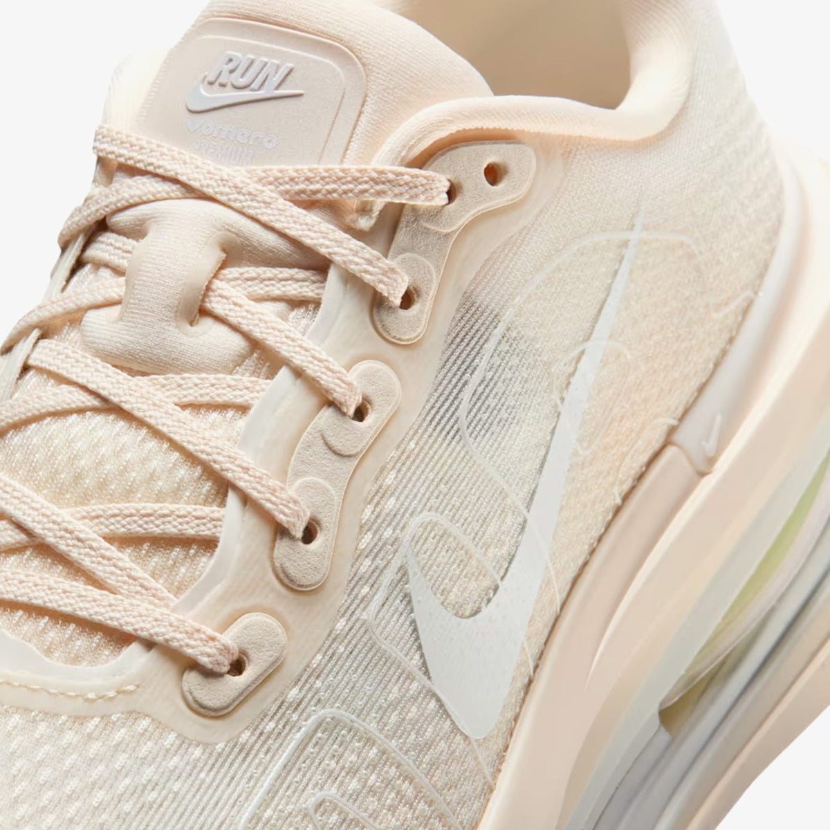 Nike Vomero Premium Kadın Pembe Koşu Ayakkabısı