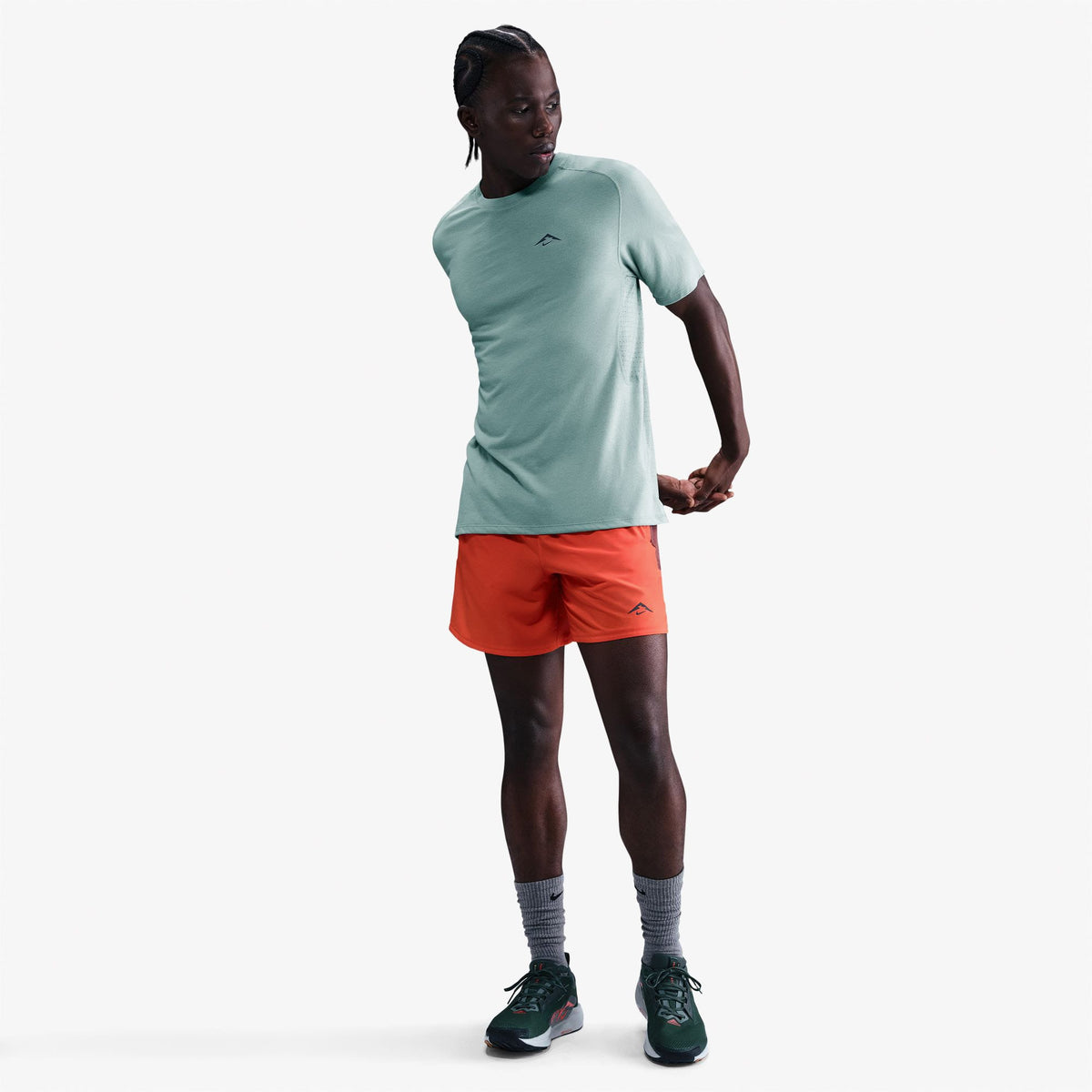 Nike Dri-fıt Adv Solar Chase Erkek Gri T-shirt