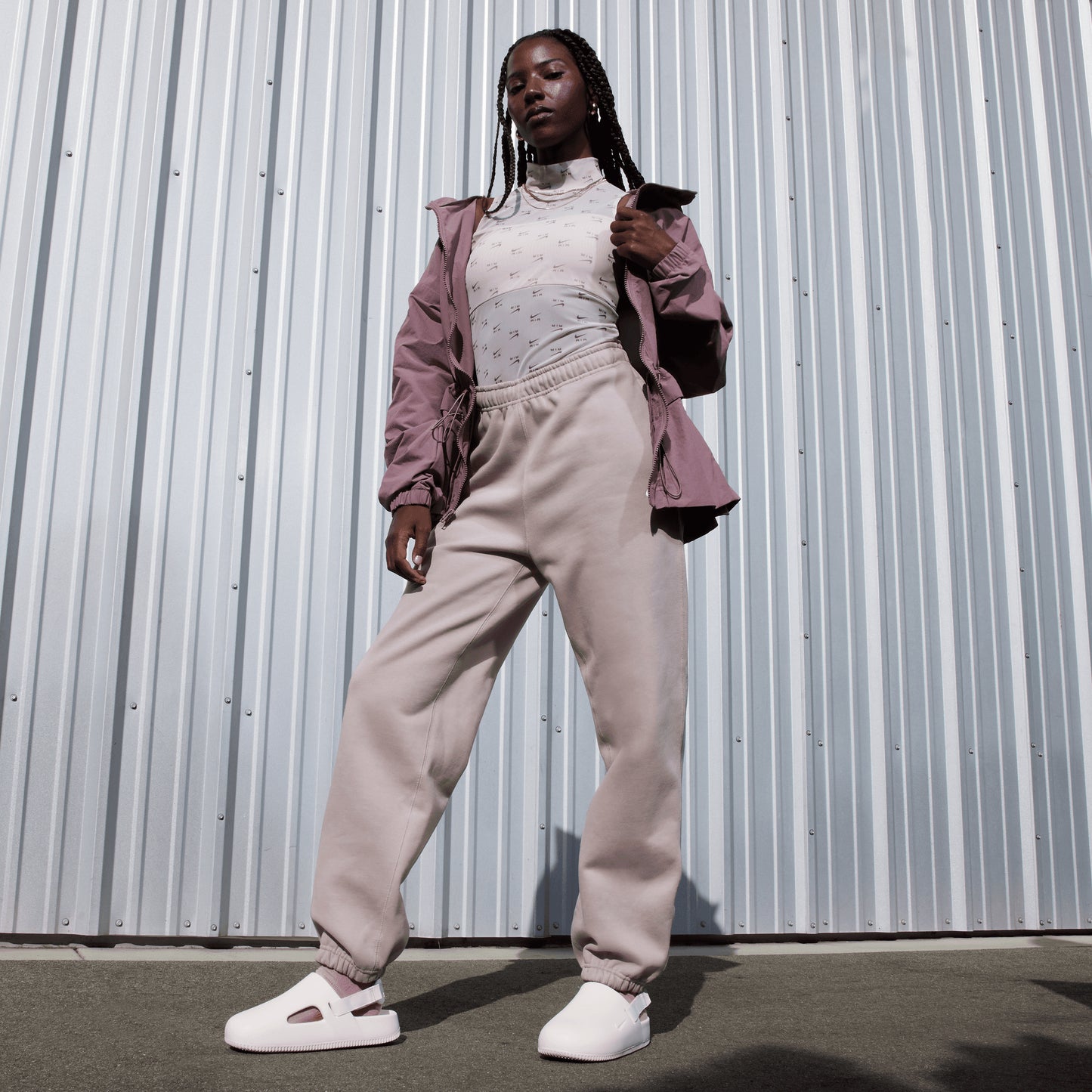 Nike Calm Kadın Beyaz Terlik