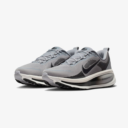 Nike Vomero Premium Erkek Gri Koşu Ayakkabısı