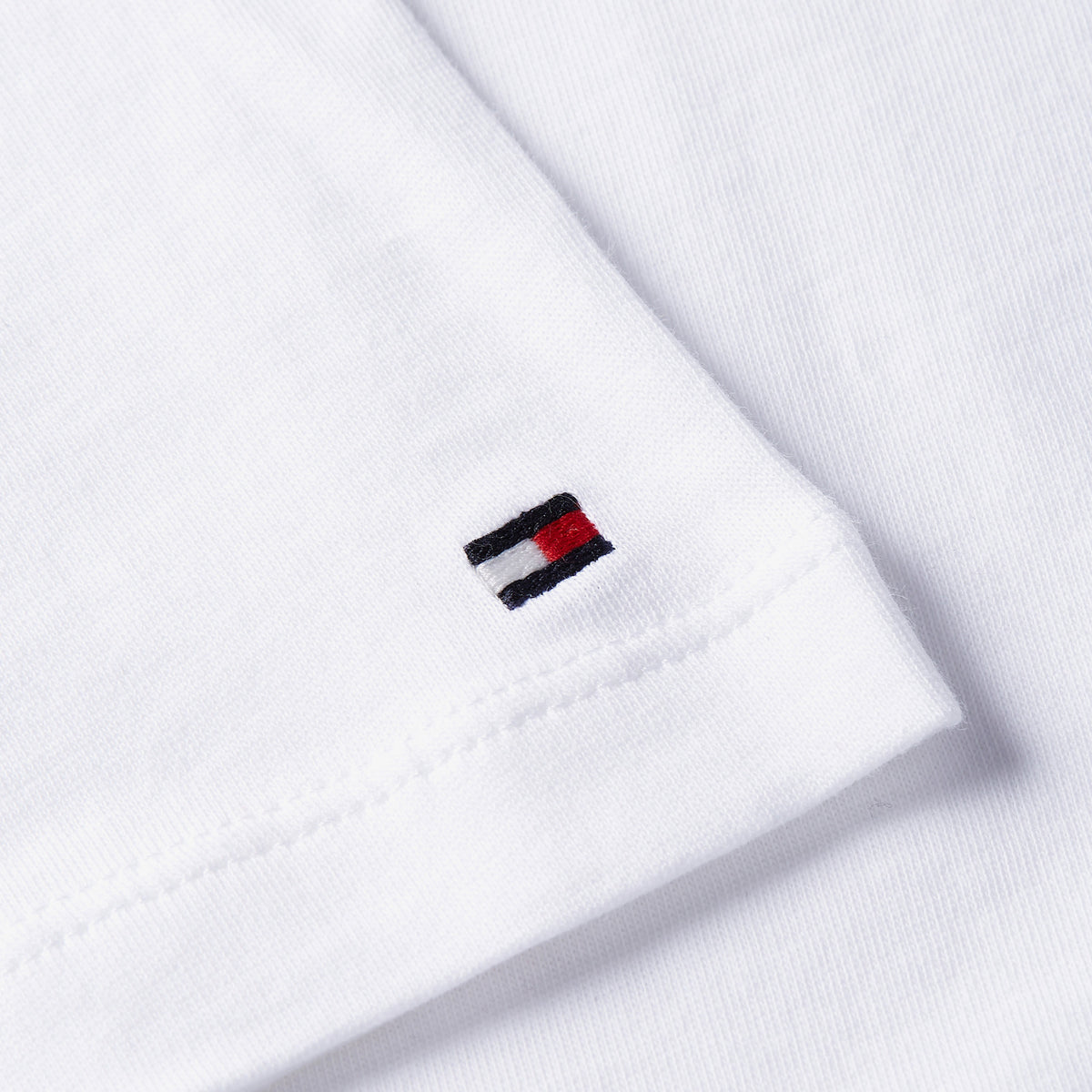 Tommy Hilfiger Corp Logo Kadın Beyaz Crop T-shirt