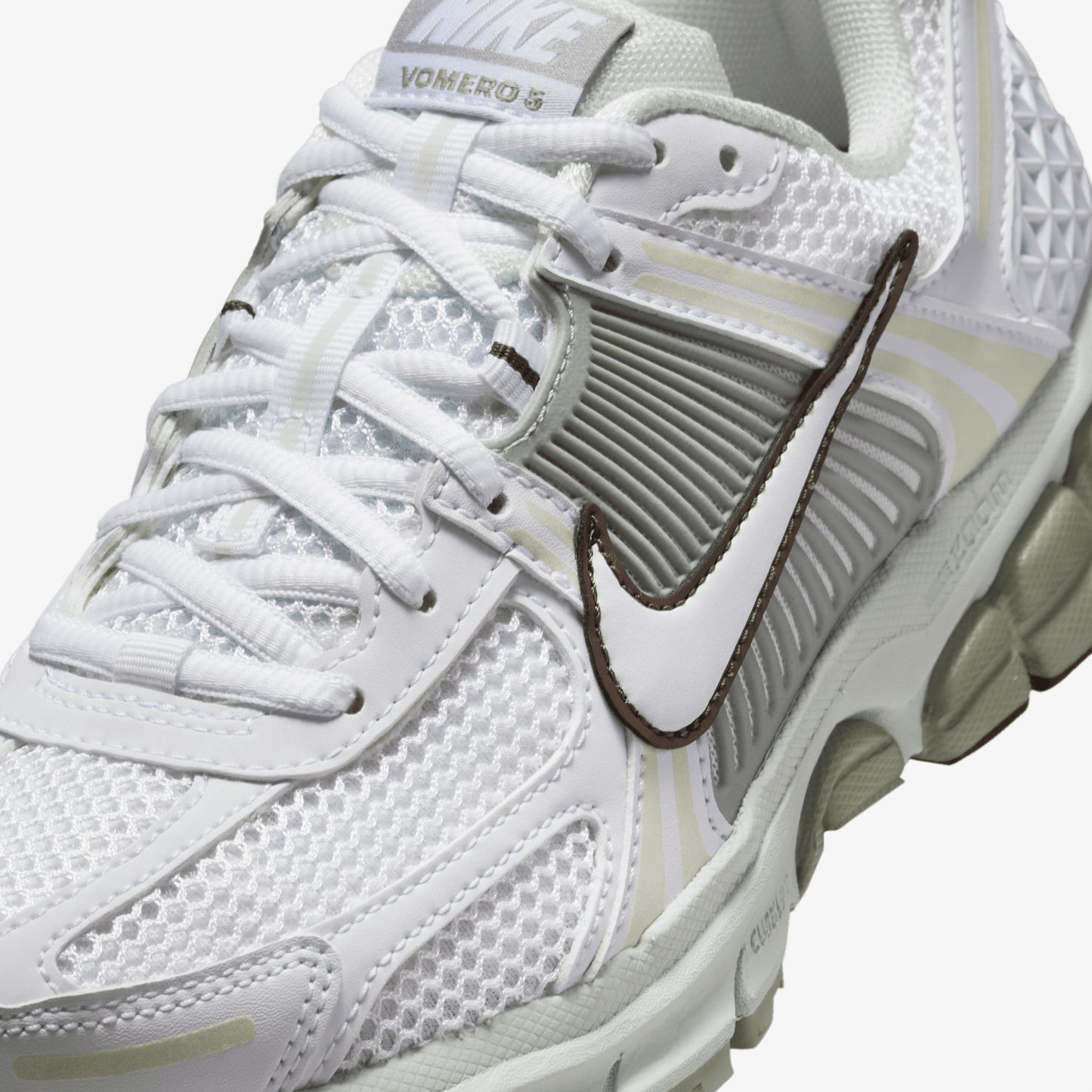 Nike Zoom Vomero 5 Kadın Beyaz Spor Ayakkabı