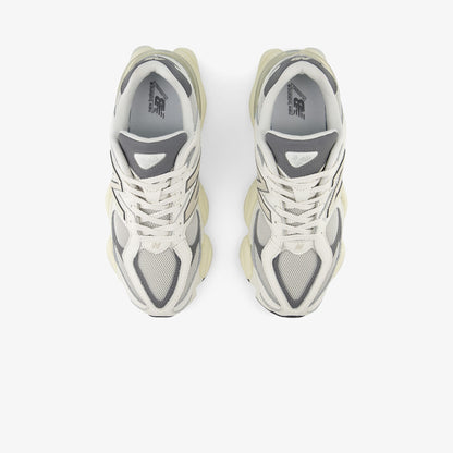 New Balance 9060 Kadın Beyaz Sneaker