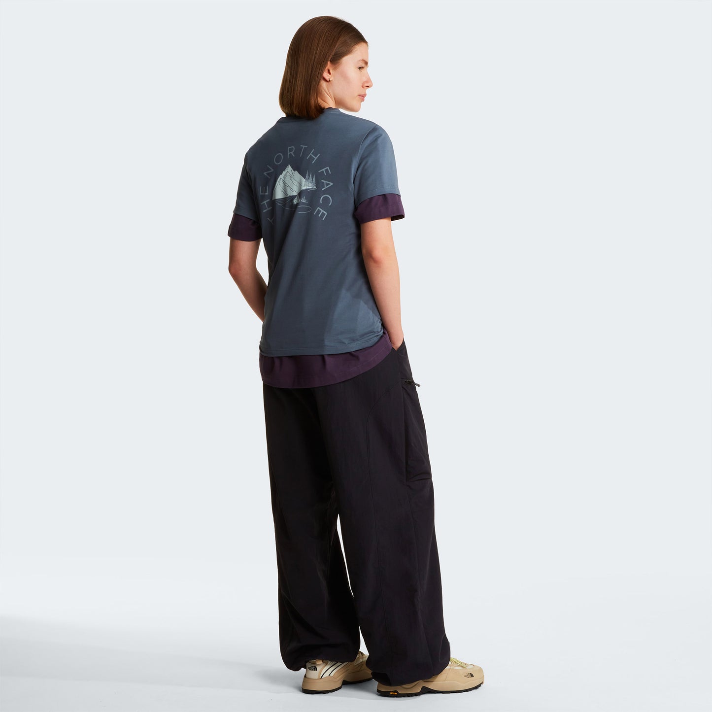 The North Face Monte Regular Kadın Gri T-shirt