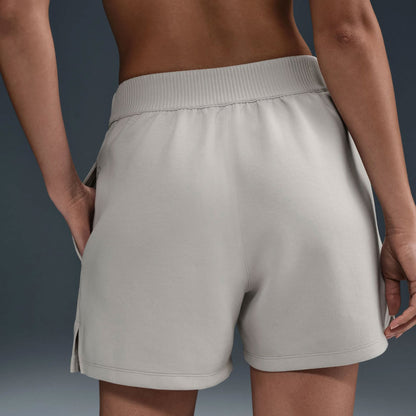 Nike 24.7 Dri-fıt Soft Knit Kadın Beyaz Şort