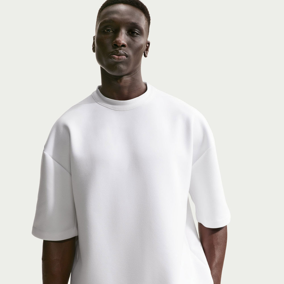 Nike 24.7 Impossiblysoft Dri-fıt Kısa Kollu Erkek Beyaz T-shirt