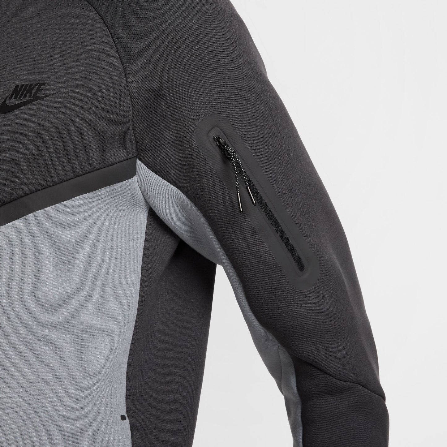 Nike Sportswear Erkek Gri Sweatshirt