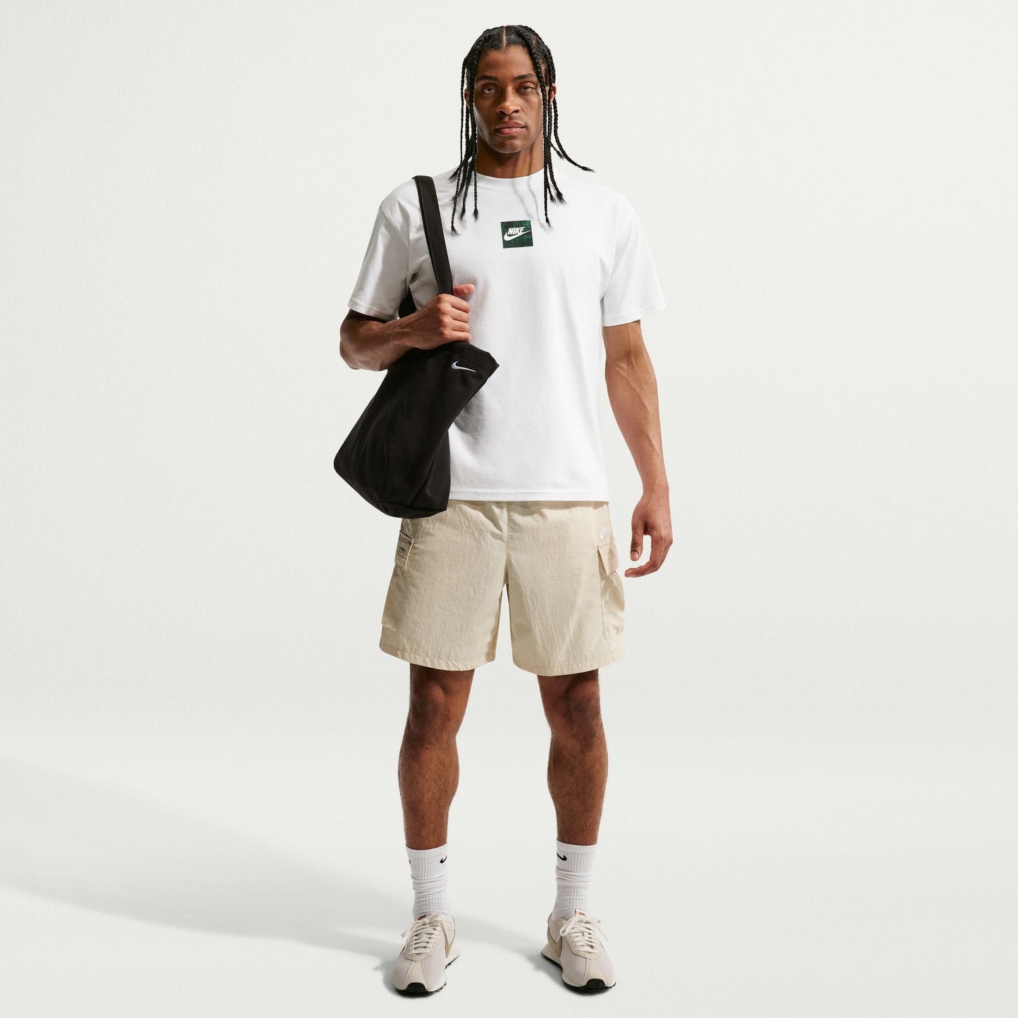 Nike Sportswear Lse Celebrate Future Erkek Beyaz T-shirt