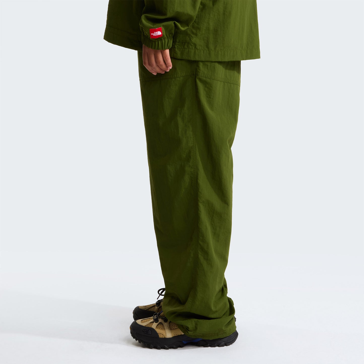 The North Face Red Box Nylon Belted Erkek Yeşil Pantolon
