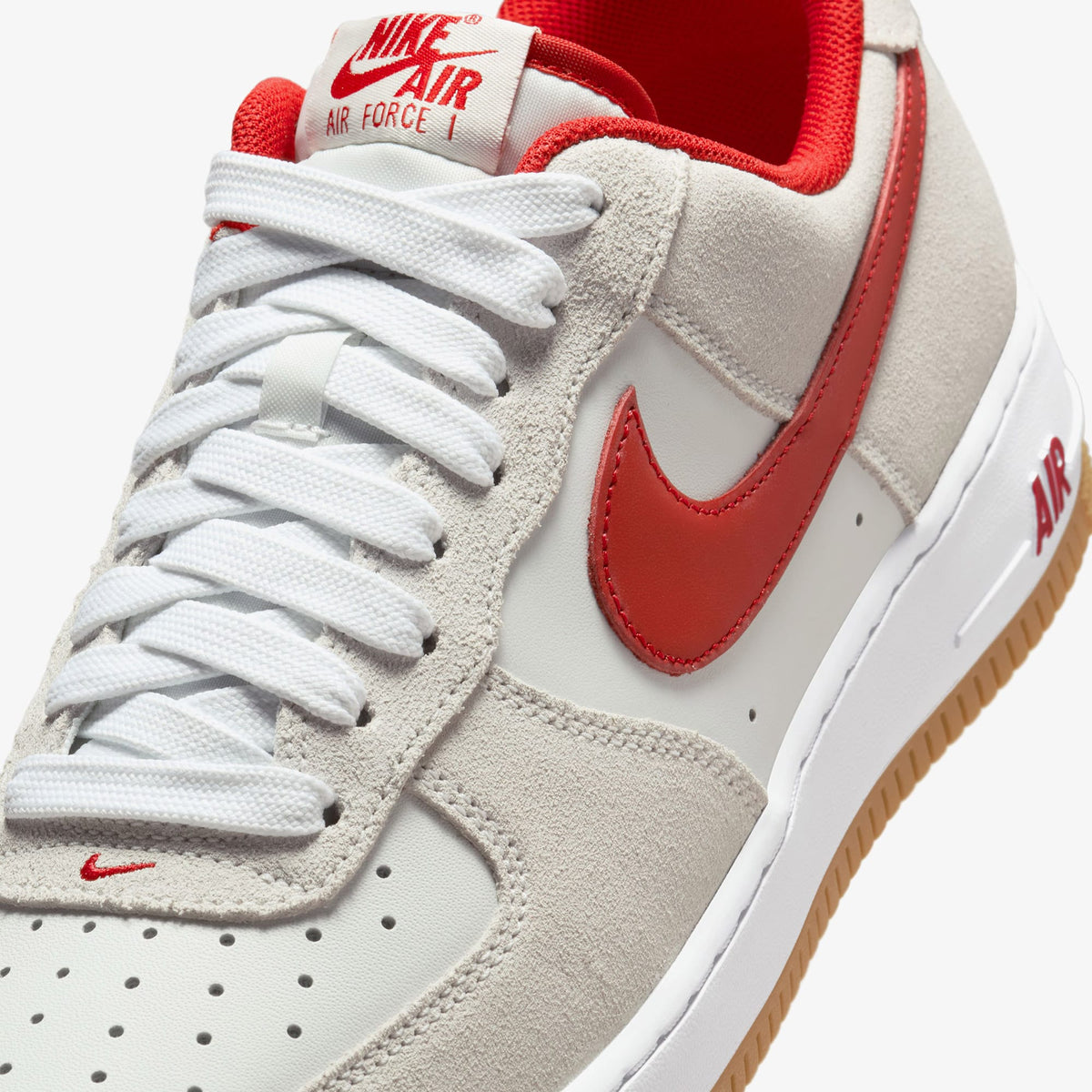 Nike Air Force 1 '07 Lv8 Erkek Beyaz Spor Ayakkabı