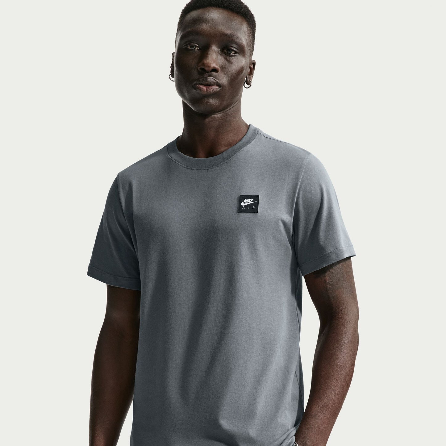 Nike Club Erkek Siyah T-shirt