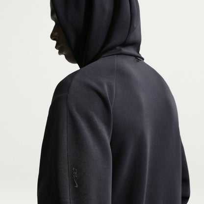 Nike Dri Fit 24.7 Erkek Siyah Sweatshirt