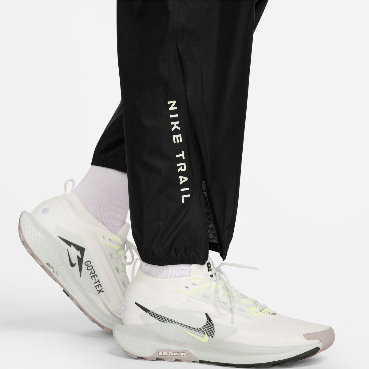 Nike Trailwind Erkek Siyah Koşu Eşofman Altı