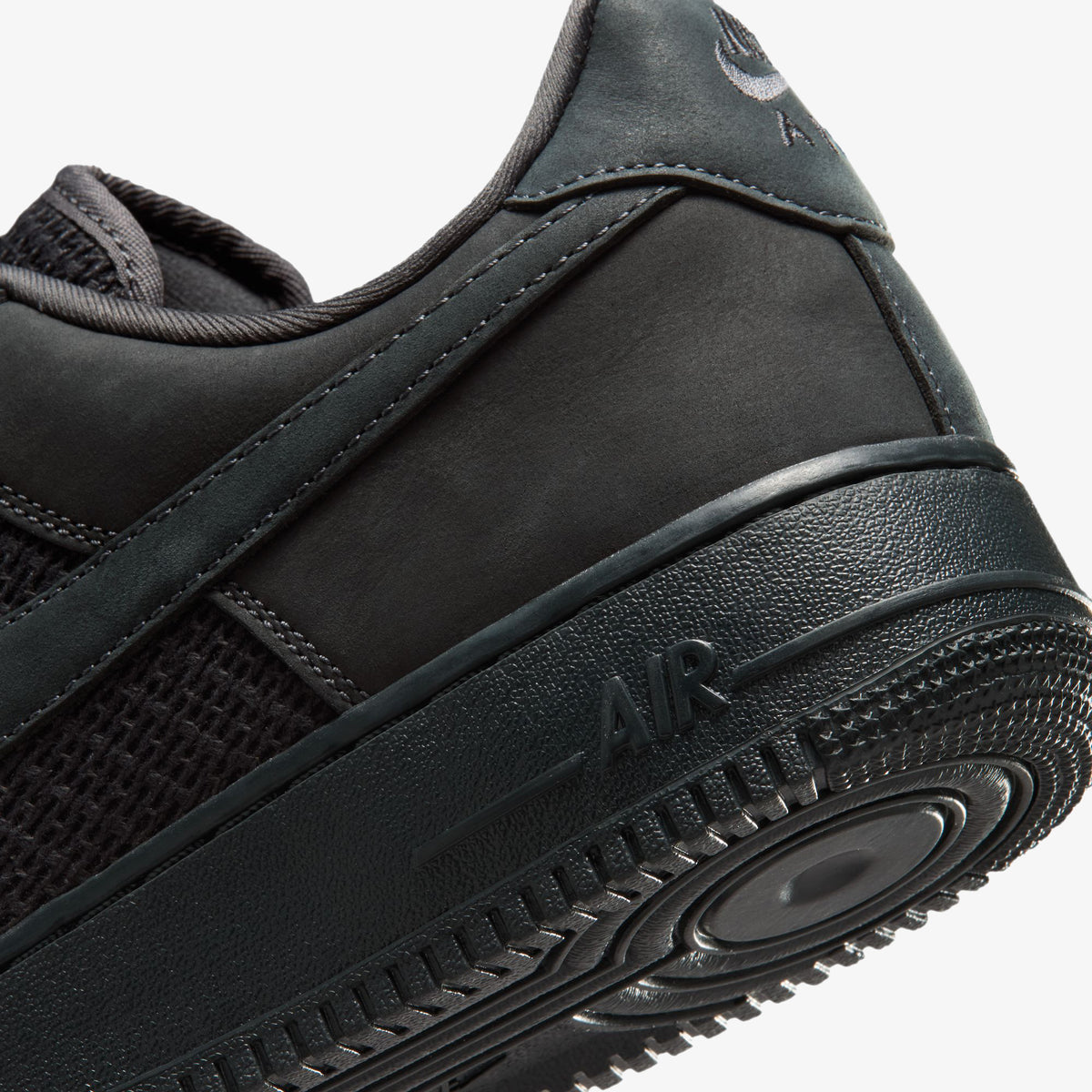 Nike Aır Force 1 '07 Lv8 Erkek Siyah Spor Ayakkabı