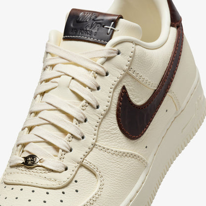 Nike Air Force 1 '07 Erkek Beyaz Spor Ayakkabı