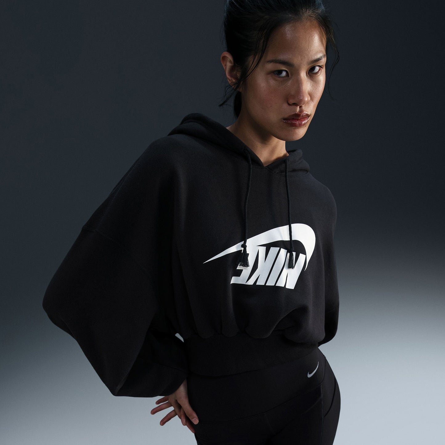 Nike Oversized Sportswear Fleece Cropped Kadın Siyah Günlük Sweatshirt