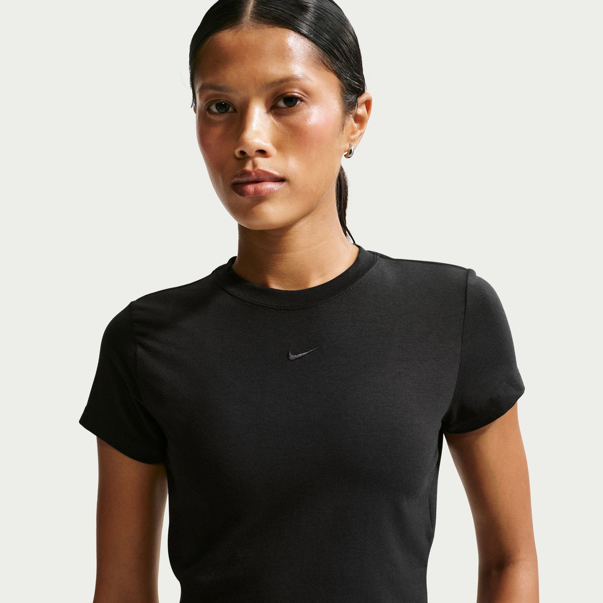 Nike Sportswear Chill Knit Kadın Siyah T-shirt