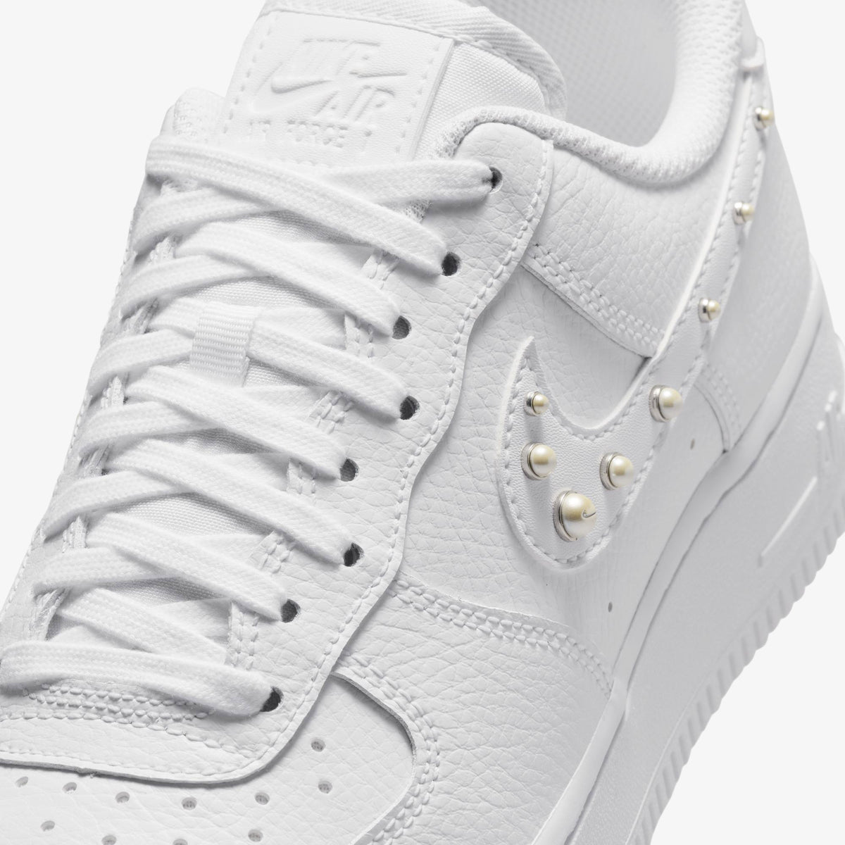 Nike Air Force 1 '07 Kadın Beyaz Spor Ayakkabı