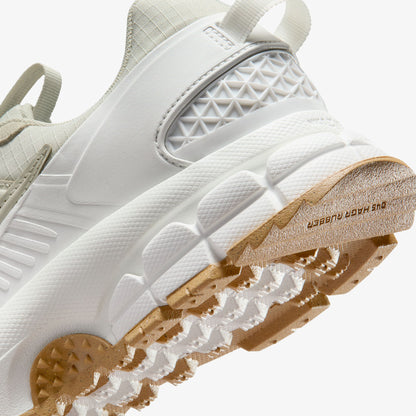 Nike Zoom Vomero Roam Kadın Bej Spor Ayakkabı