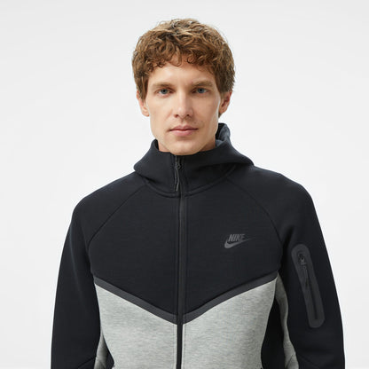 Nike Tech Fleece Erkek Siyah Sweatshirt