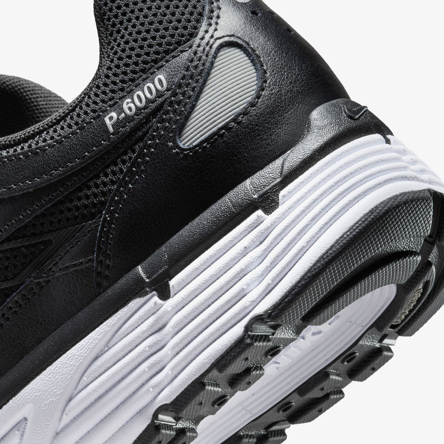 Nike P-6000 Erkek Siyah Spor Ayakkabı