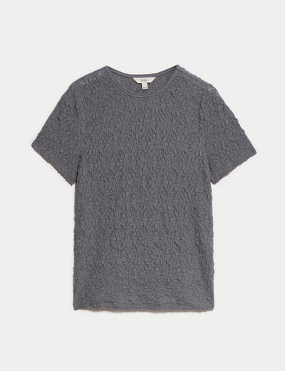 Pamuklu Dokulu Kısa Kollu T-shirt