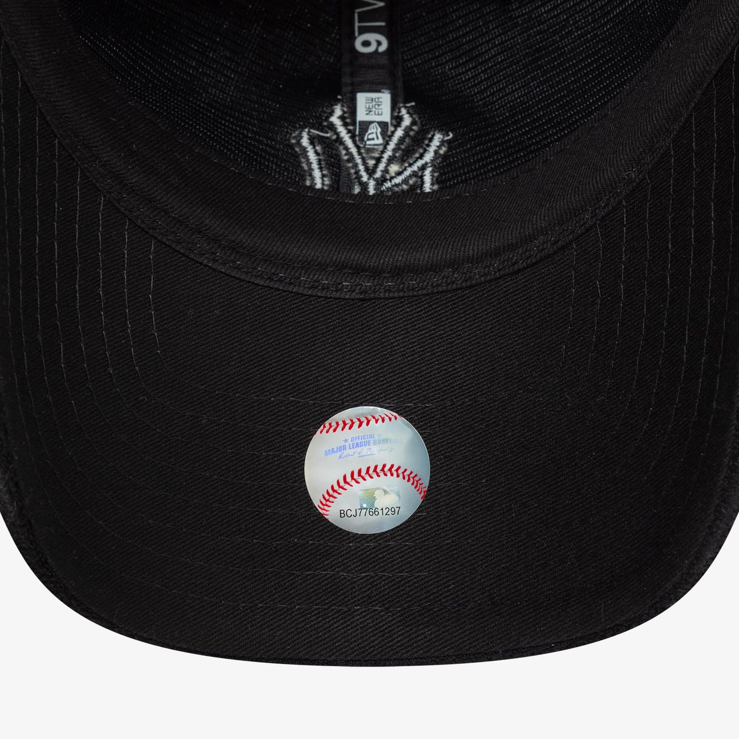 New Era 9twenty New York Yankees Kadın Siyah Şapka