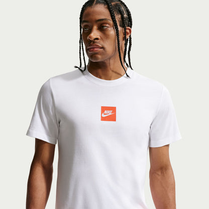 Nike Sportswear Erkek Beyaz T-shirt