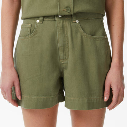 Lacoste Slim Fit Kadın Haki Şort
