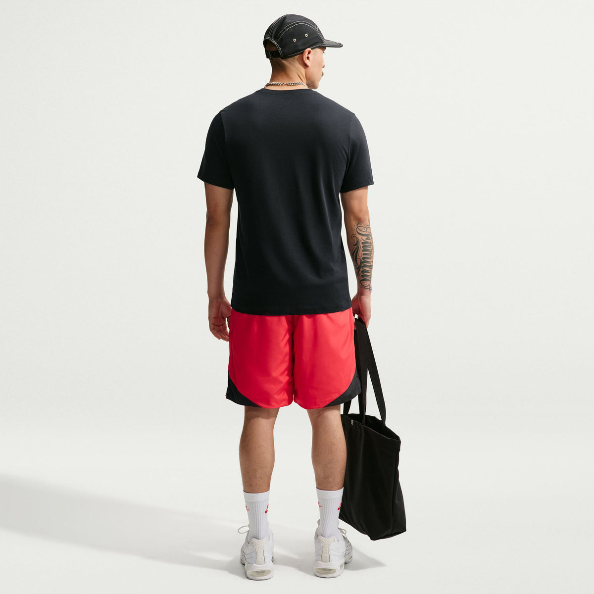 Nike Sportswear Club Erkek Siyah T-shirt