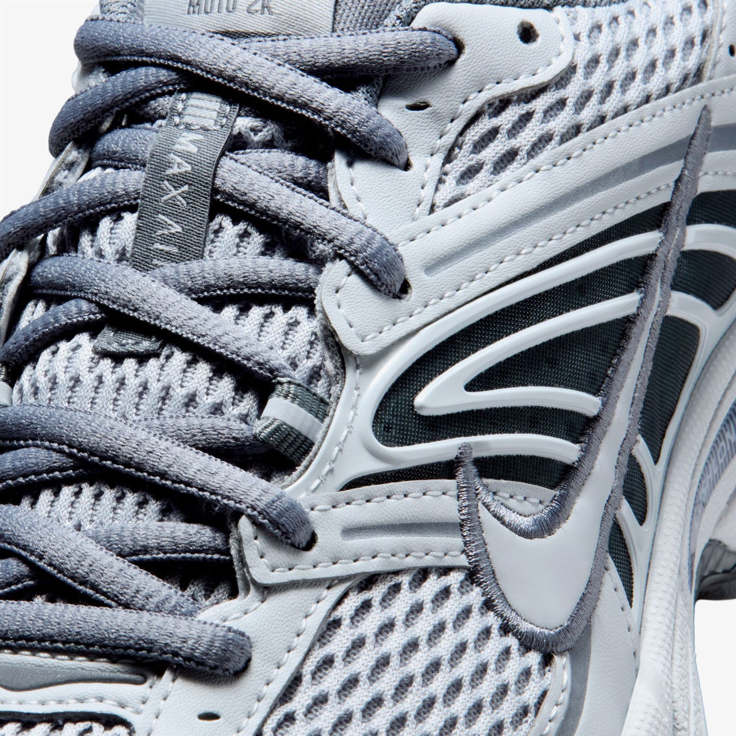 Nike Air Max Moto 2k Kadın Gri Spor Ayakkabı
