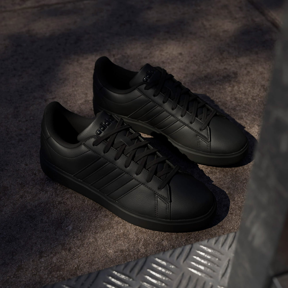 Adidas Grand Court Cloudfoam Comfort Erkek Siyah Spor Ayakkabı