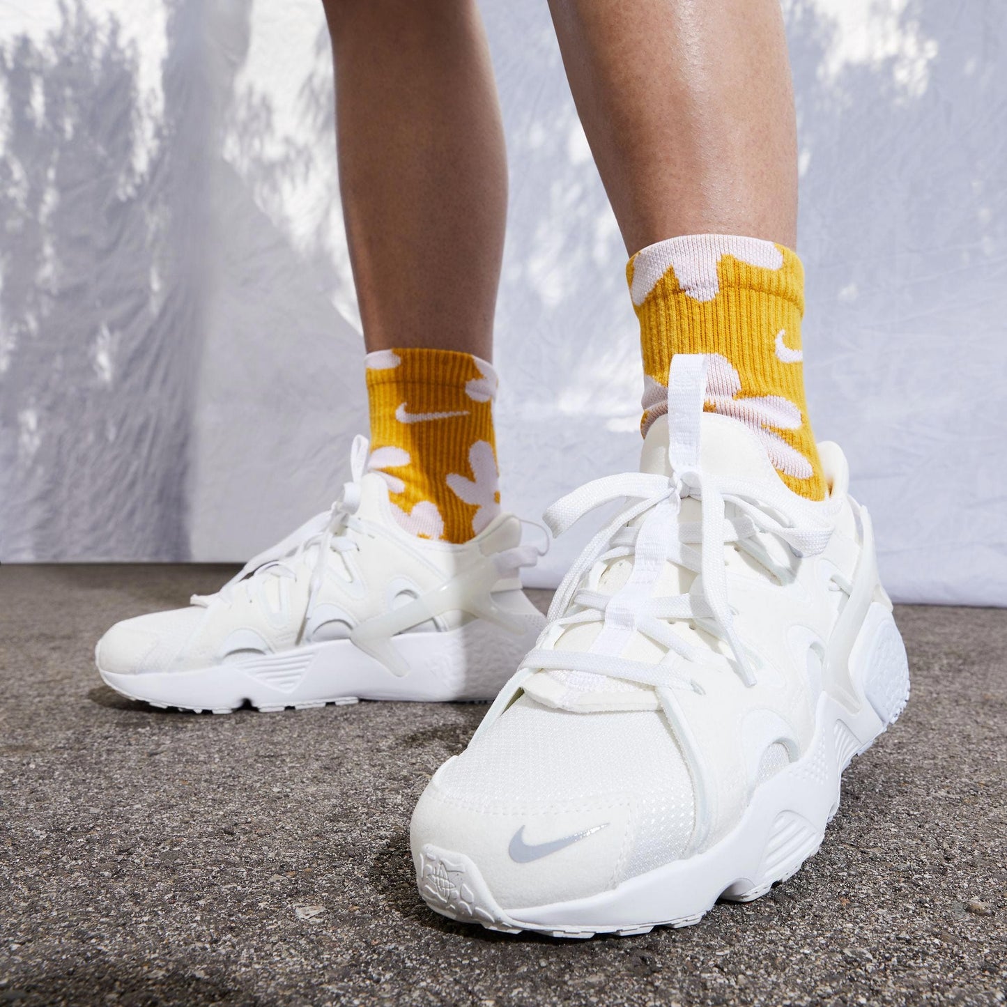 Nike Air Huarache Craft Kadın Krem Spor Ayakkabı