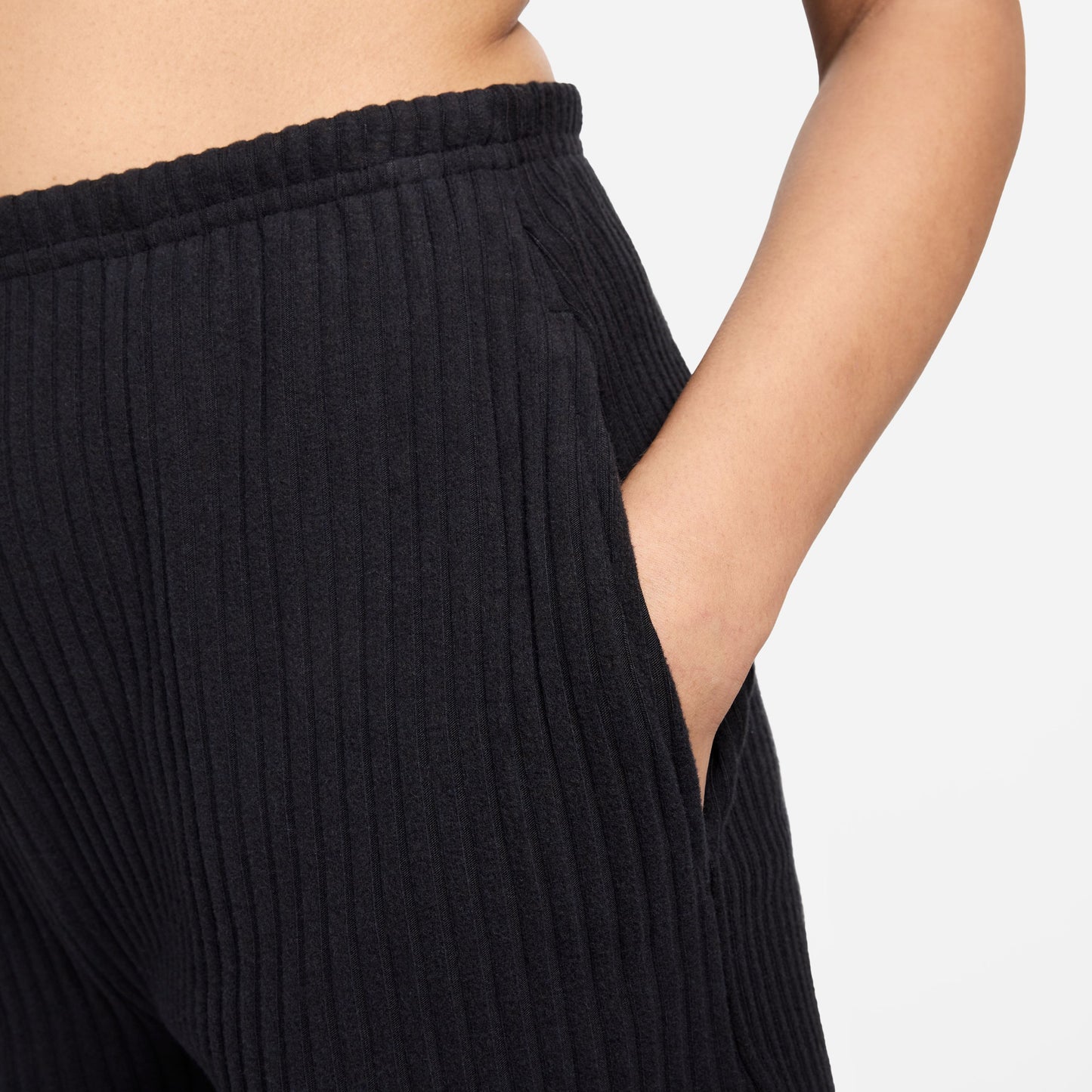 Nike Sportswear Chill Knit Kadın Siyah Şort