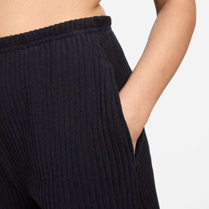 Nike Sportswear Chill Knit Kadın Siyah Şort