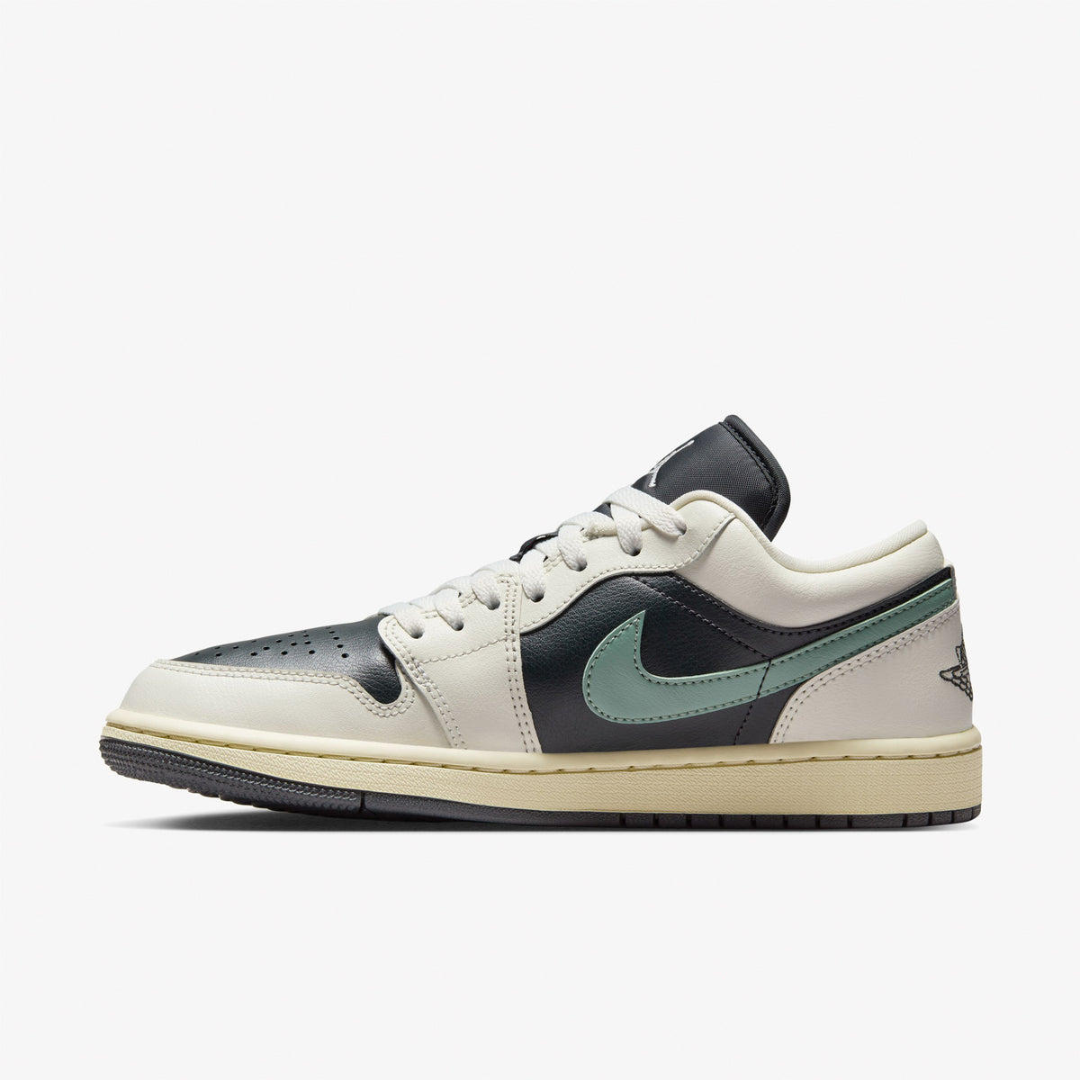 Jordan Air Jordan 1 Low Kadın Krem Sneaker