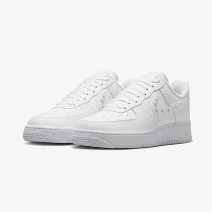 Nike Air Force 1 '07 Kadın Beyaz Spor Ayakkabı