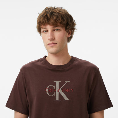 Calvin Klein Hero Monologo 20s Erkek Kahverengi T-shirt