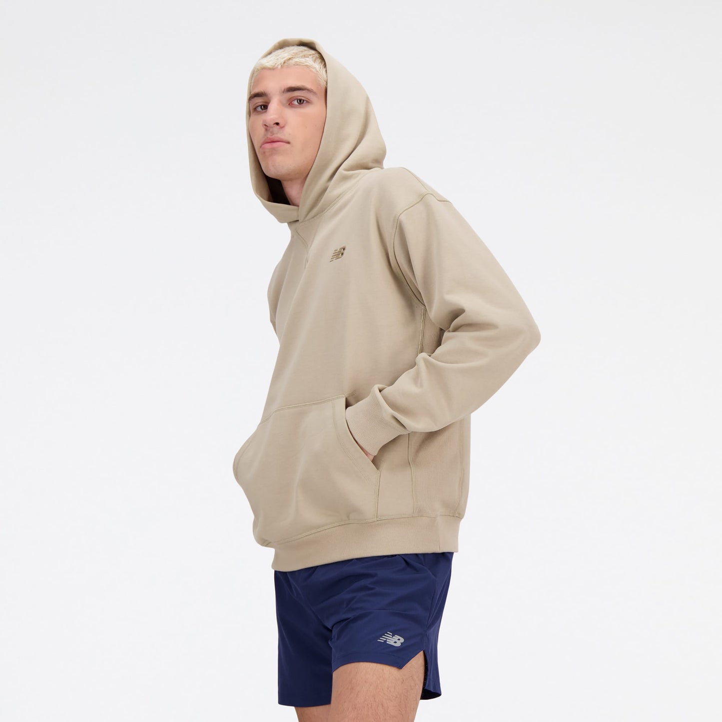 New Balance Athletics French Terry Erkek Bej Sweatshirt