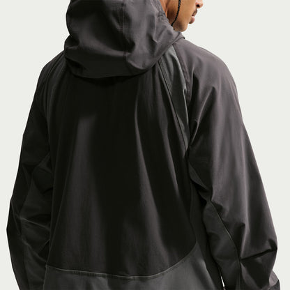 Nike Tech Woven Dri-fit Erkek Gri Ceket