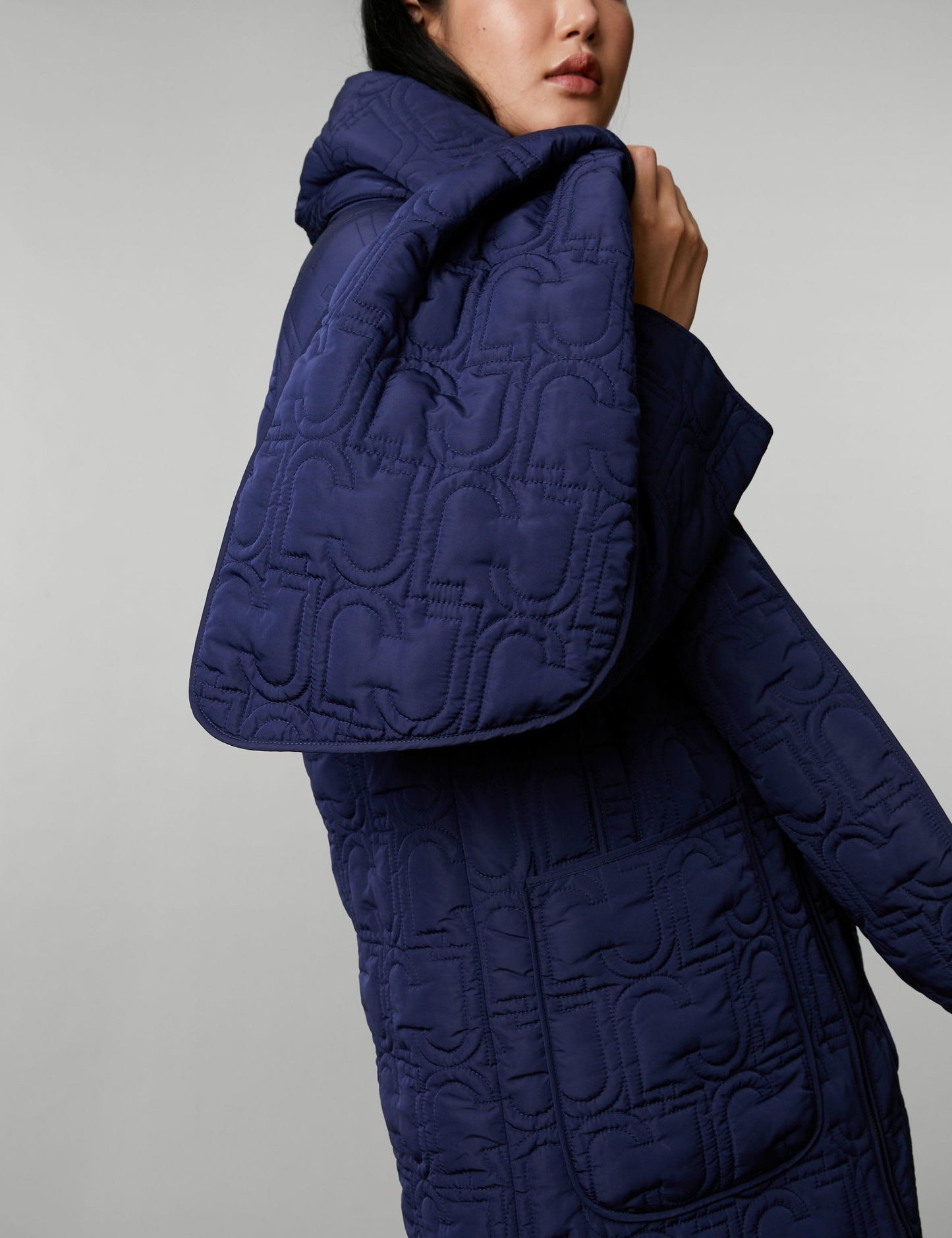 Çift Taraflı Kapitone Puffer Kaban