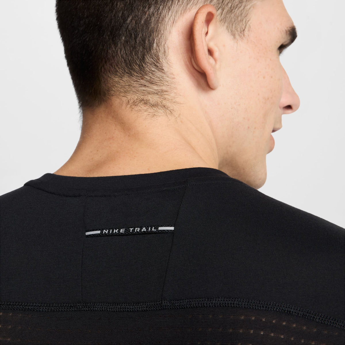 Nike Solar Chase Erkek Siyah Koşu T-shirt