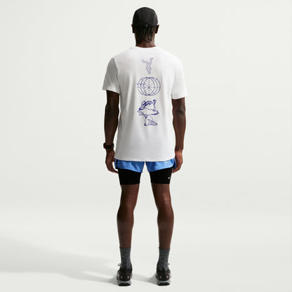 Nike Acg Dri-fıt Graphic Erkek Beyaz T-shirt