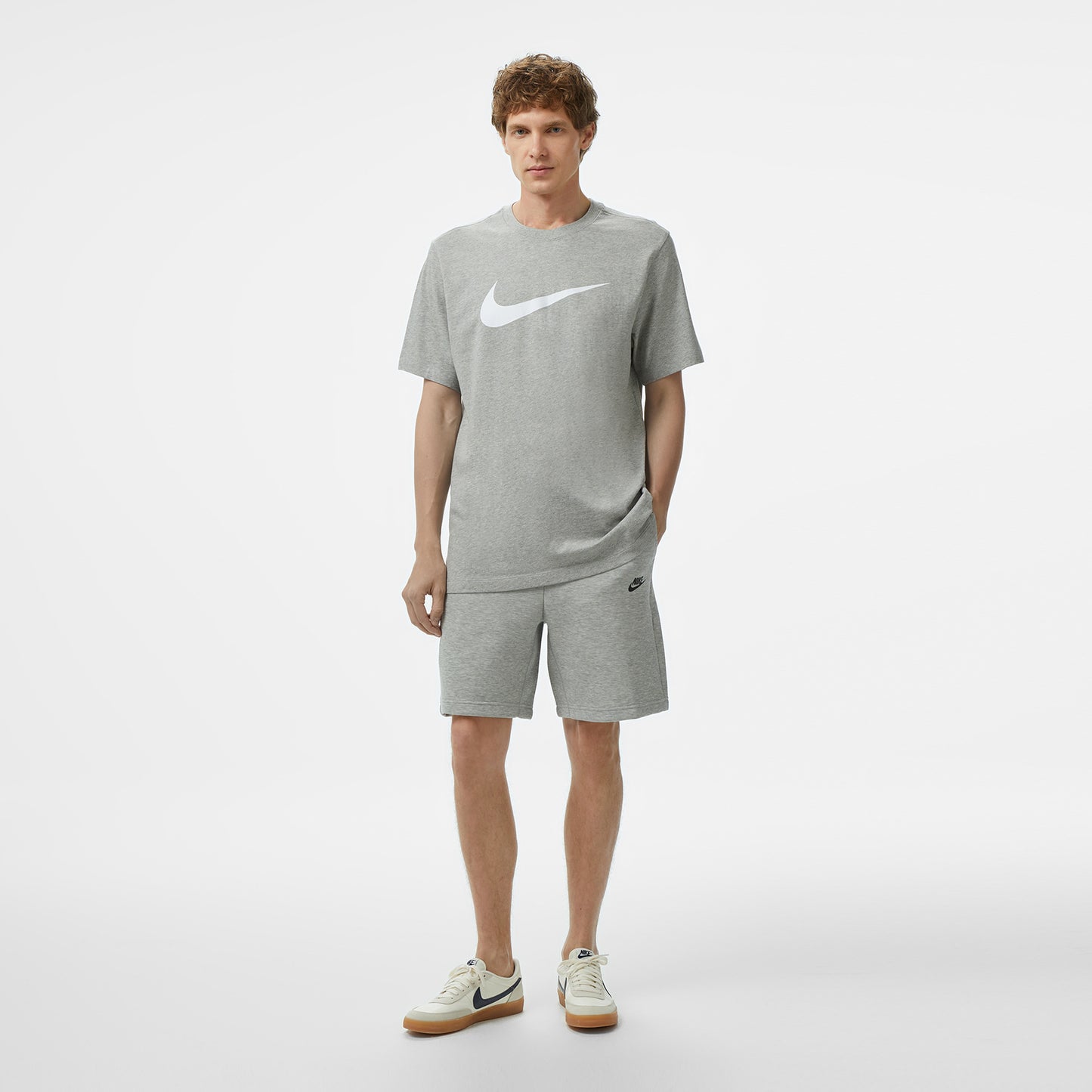 Nike Sportswear Icon Swoosh Erkek Gri T-shirt