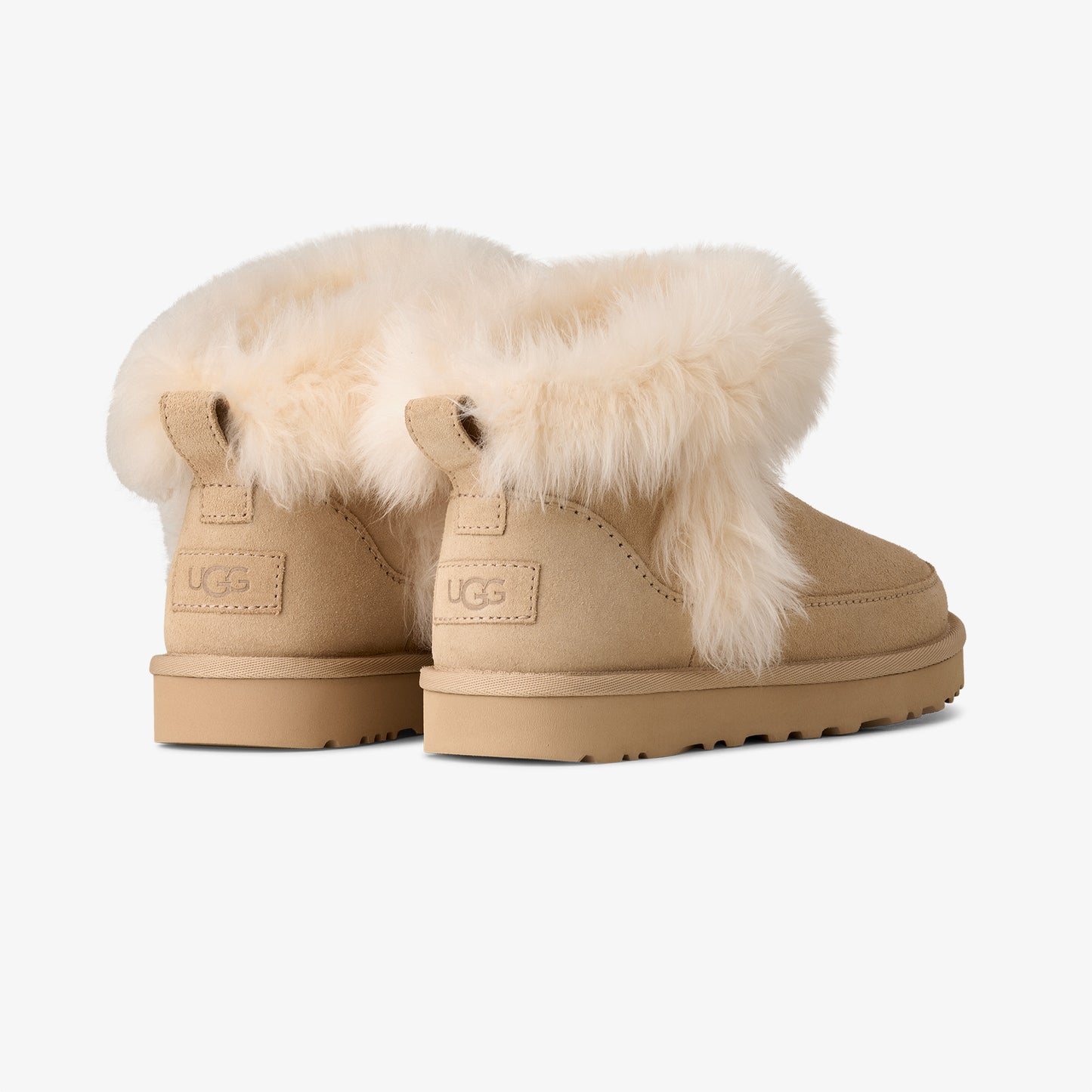 Ugg Classic Ultra Mini Chalet Kadın Bej Bot