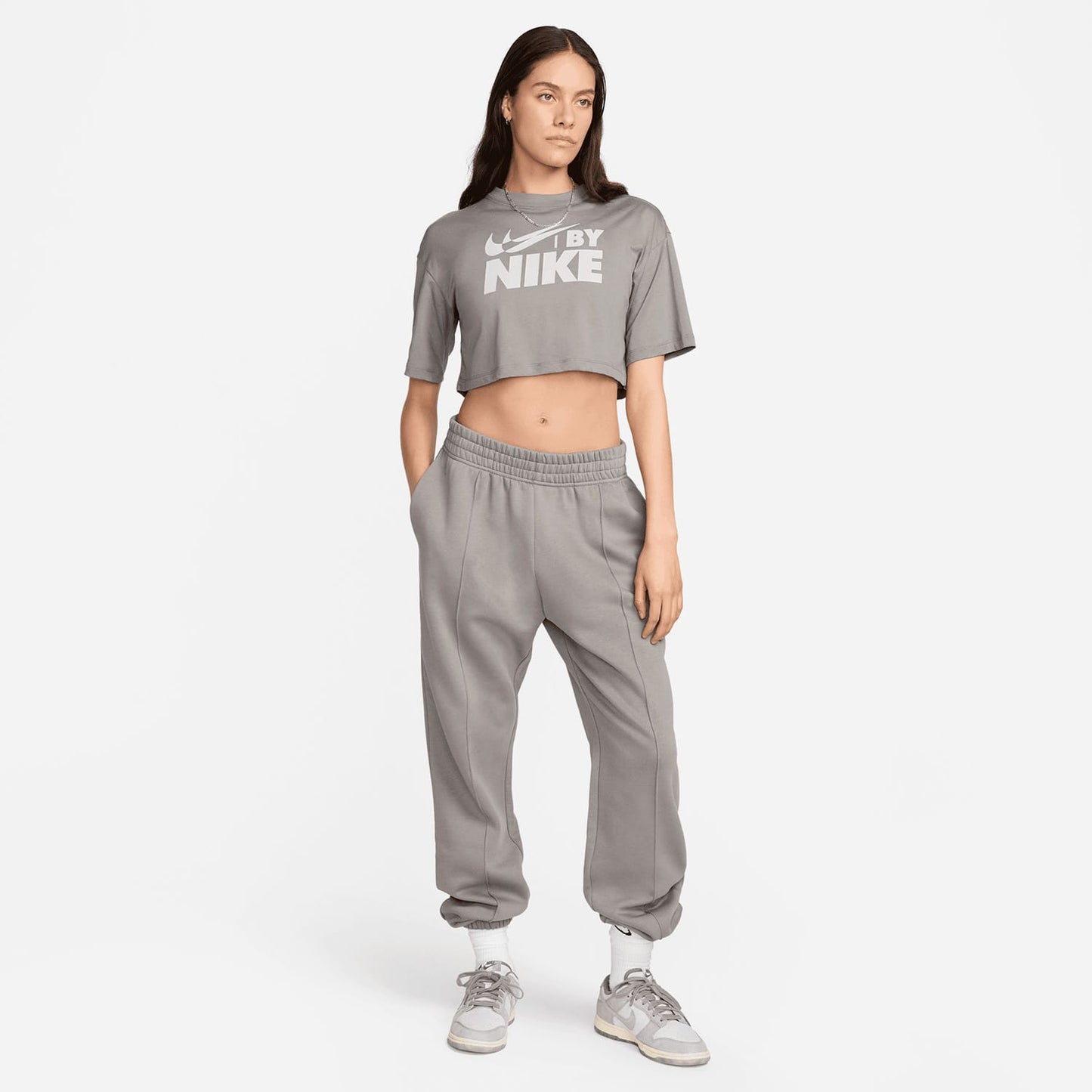 Nike Sportswear Kadın Gri T-shirt