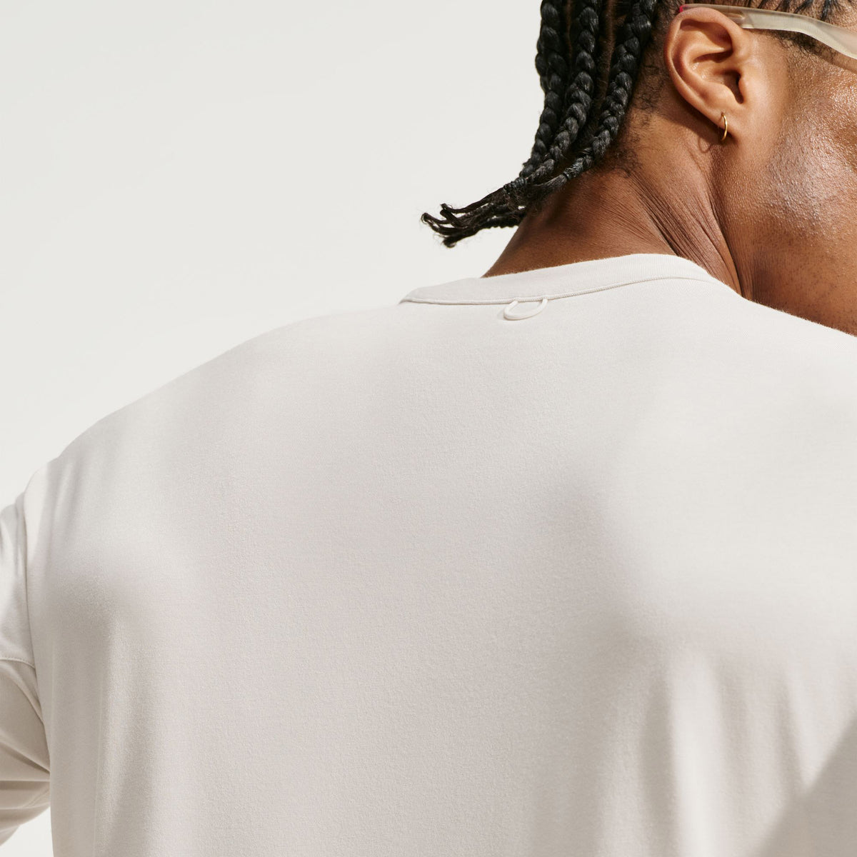 Nike Dri Fit 24.7 Erkek Krem T-shirt