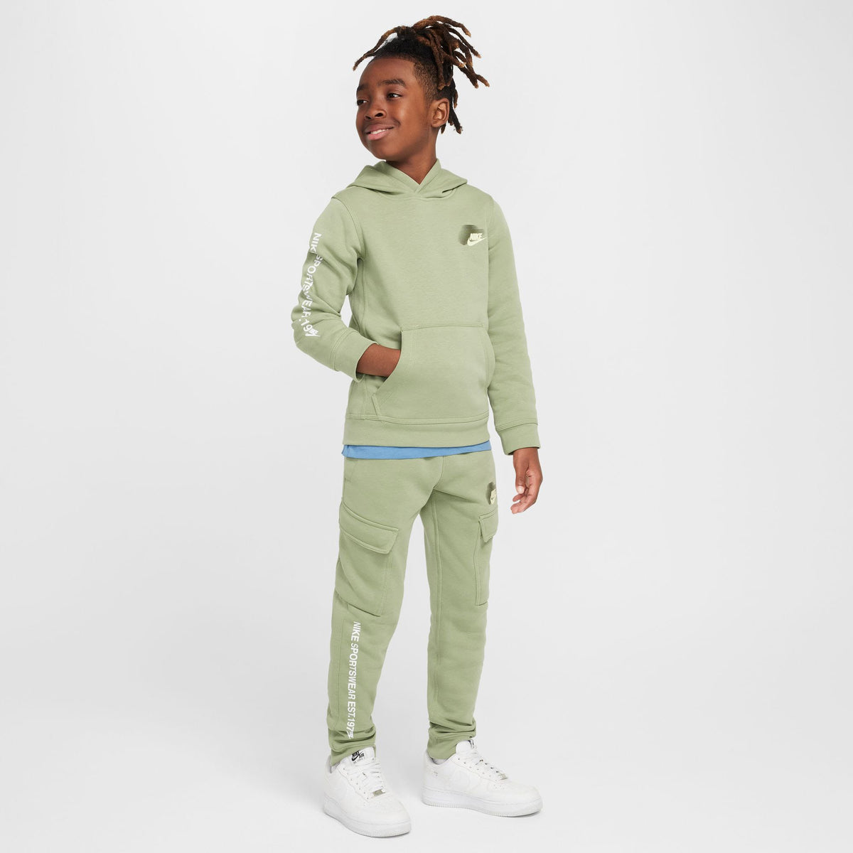 Nike Sportswear Standart Issue Çocuk Yeşil Günlük Sweatshirt