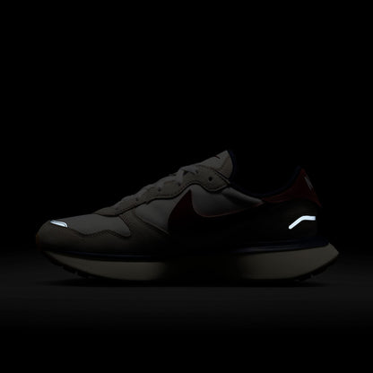 Nike Phoenix Waffle Kadın Beyaz Spor Ayakkabı